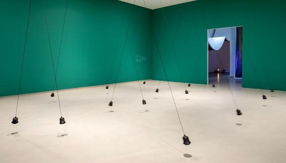 סיור מודרך בתערוכה "בעין התודעה" סיור מודרך בתערוכה "בעין התודעה"