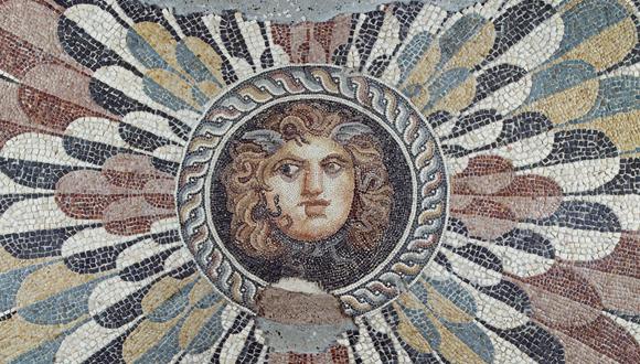הרצאת אורח בנושא "Iconography, decoration and techniques: continuity and innovations in the mosaics of Alexandria"